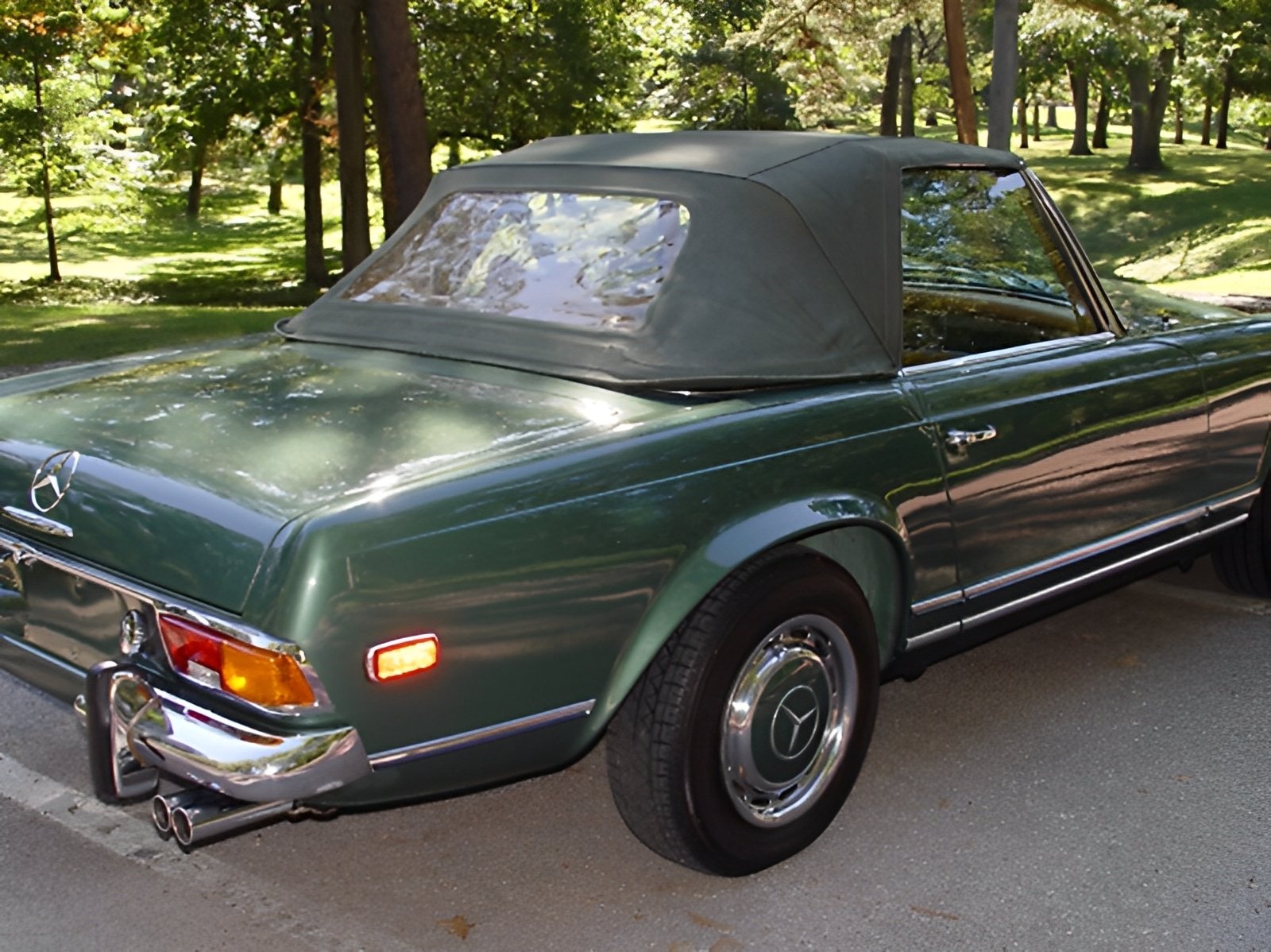 Authentic 1970 Mercedes 280SL Pagoda convertible in highly desirable rust-free condition with strong investment appeal.